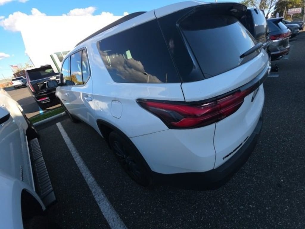 Certified 2023 Chevrolet Traverse RS SUV