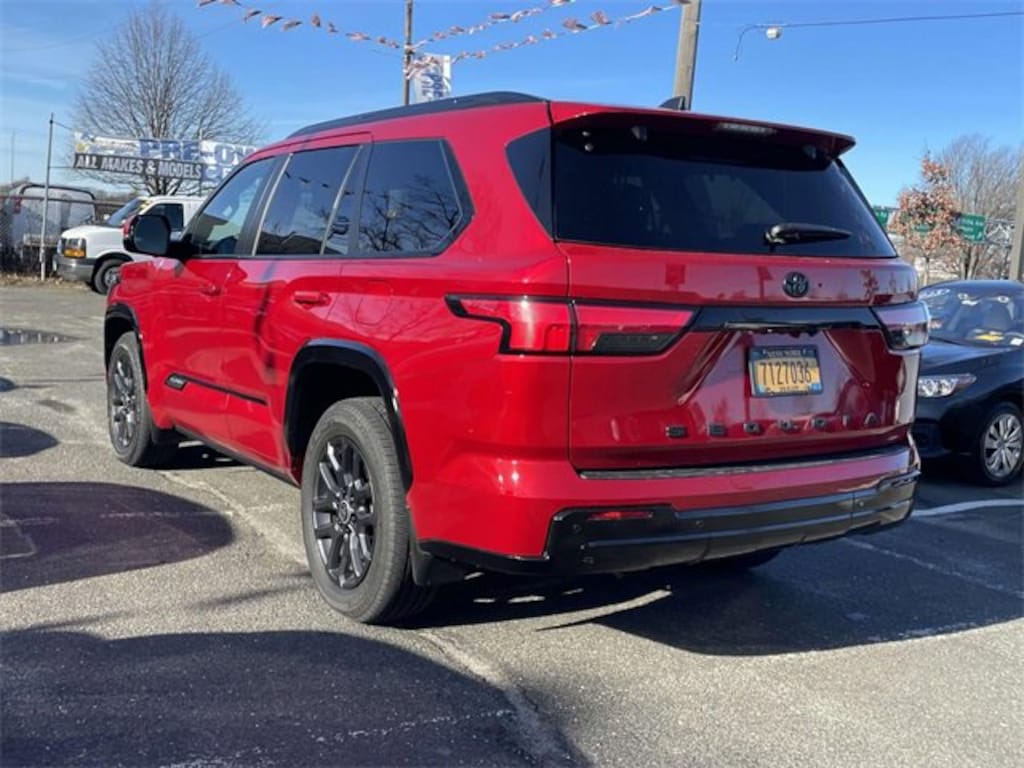Used 2024 Toyota Sequoia Platinum SUV