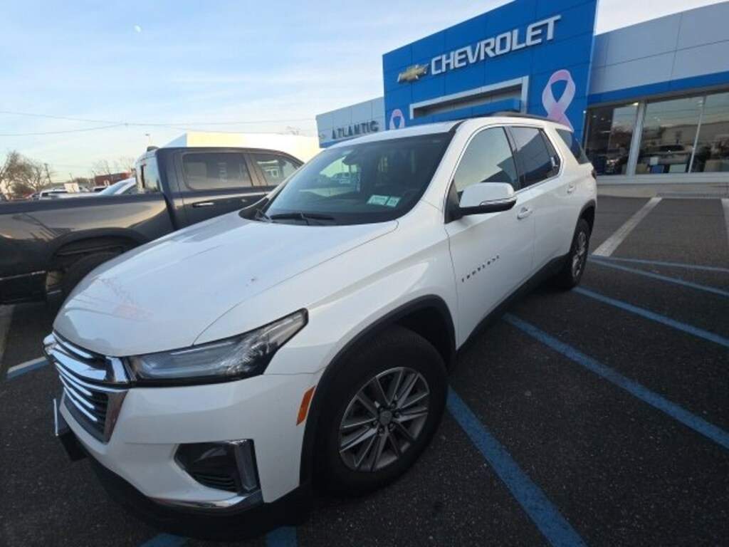 Certified 2023 Chevrolet Traverse LT Leather SUV