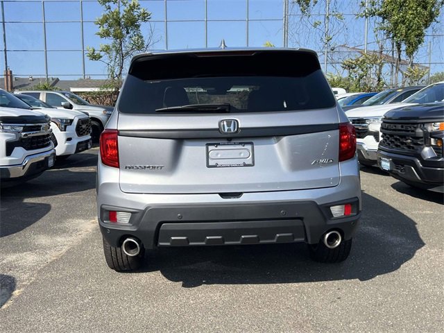 2023 Honda Passport EX-L photo 3