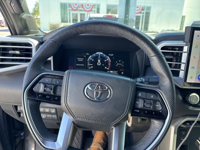 2023 Toyota Tundra Platinum photo 3