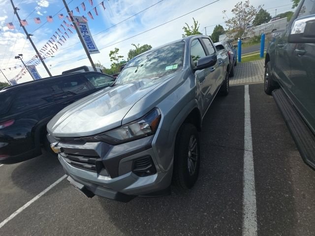 2024 Chevrolet Colorado 4WD LT Crew Cab Short Box's photo