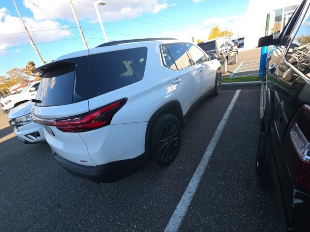 Certified 2023 Chevrolet Traverse RS SUV