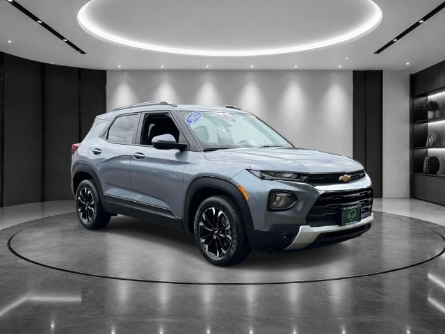Used 2022 Chevrolet Trailblazer LT with VIN KL79MPSLXNB062171 for sale in Bay Shore, NY