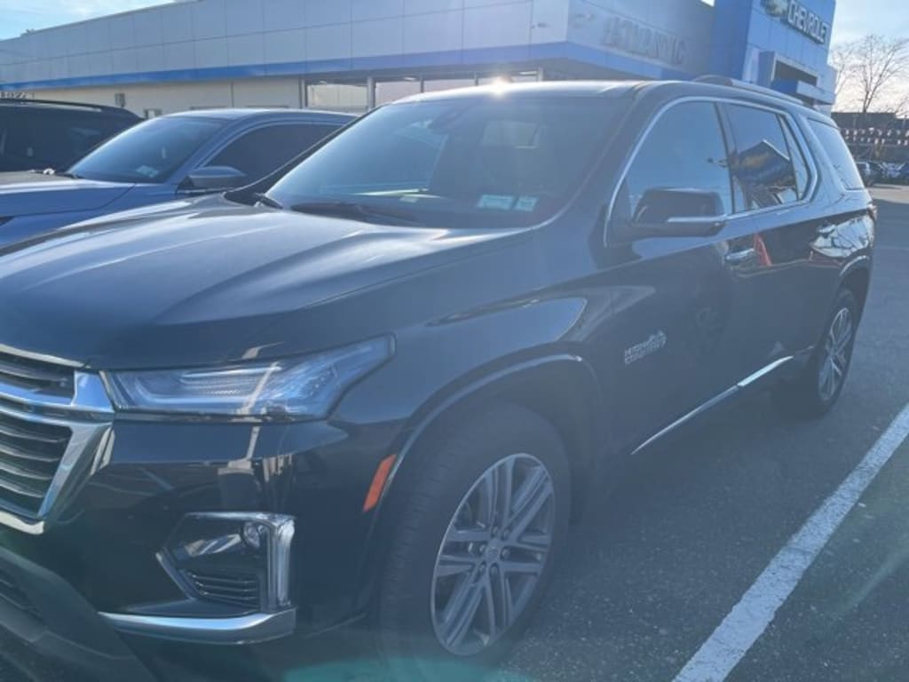 Certified 2023 Chevrolet Traverse High Country SUV