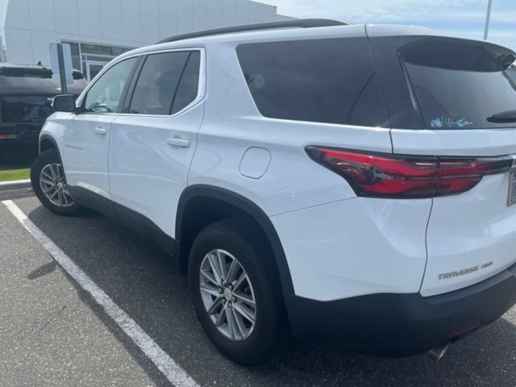 Used 2023 Chevrolet Traverse LT Leather SUV