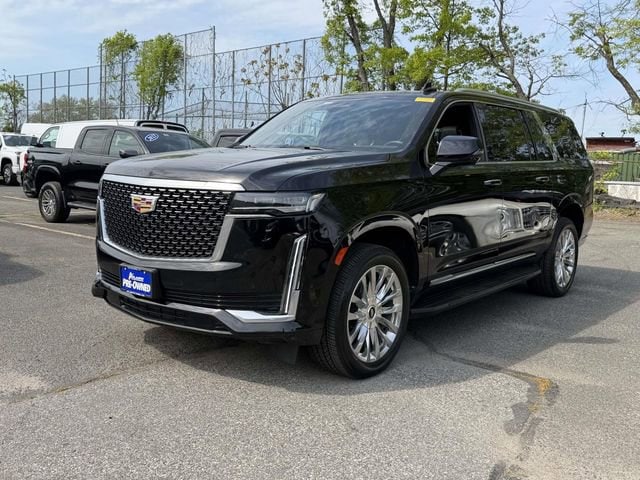 2022 Cadillac Escalade ESV 4WD Premium Luxury's photo