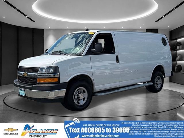 2024 Chevrolet Express 2500 Work Van HD's photo