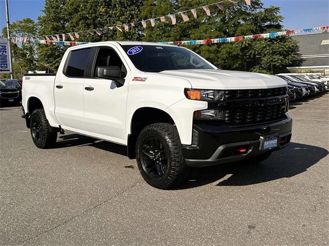 Certified 2021 Chevrolet Silverado 1500 Custom with VIN 1GCPYCEF4MZ299757 for sale in Bay Shore, NY