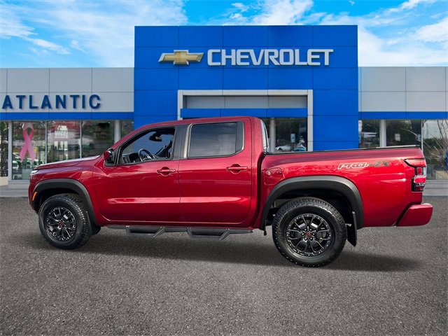 2022 Nissan Frontier Crew Cab PRO-4X photo 3