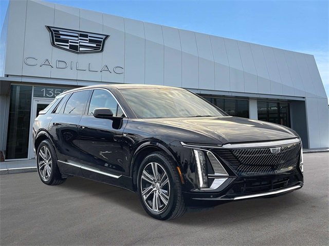 Used 2024 Cadillac LYRIQ Luxury 1 with VIN 1GYKPPRK5RZ109512 for sale in Bay Shore, NY