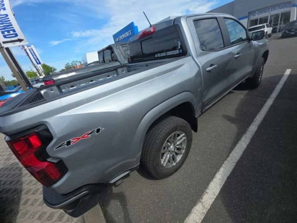 Used 2024 Chevrolet Colorado LT Truck