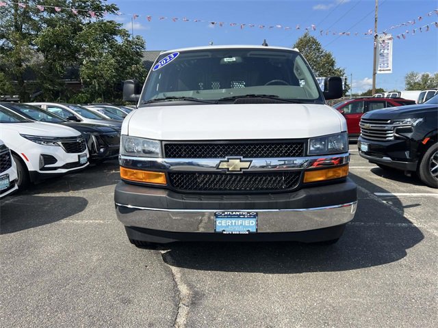 2023 Chevrolet Express 2500 Cargo photo 2