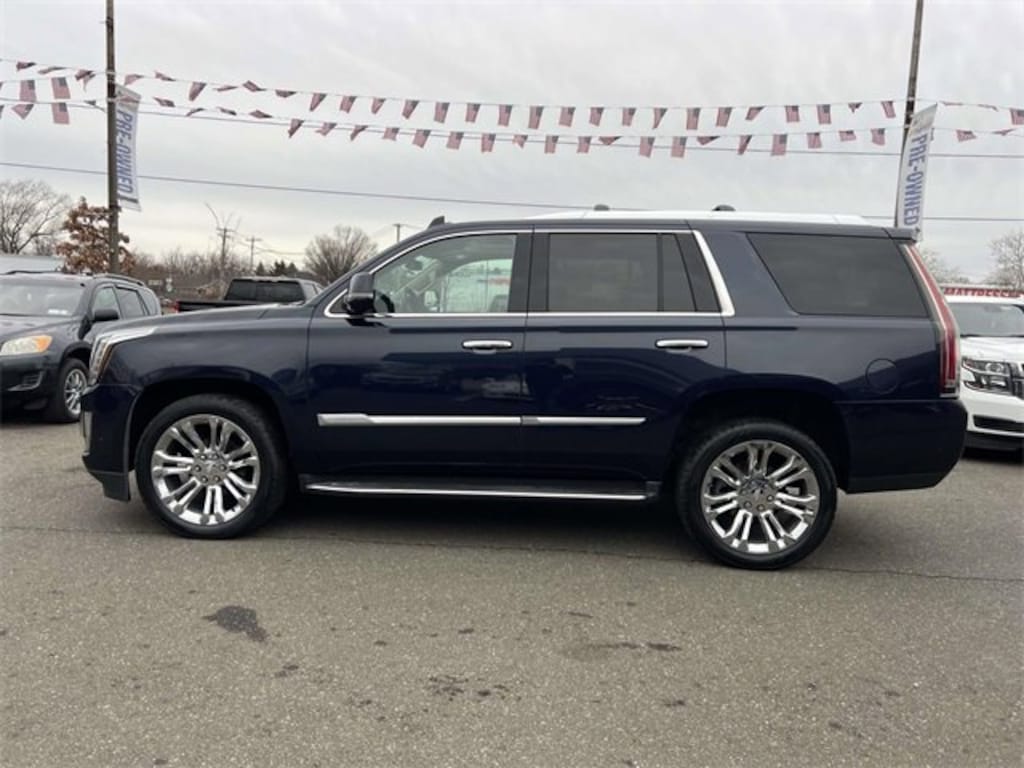 Used 2020 CADILLAC Escalade Luxury SUV