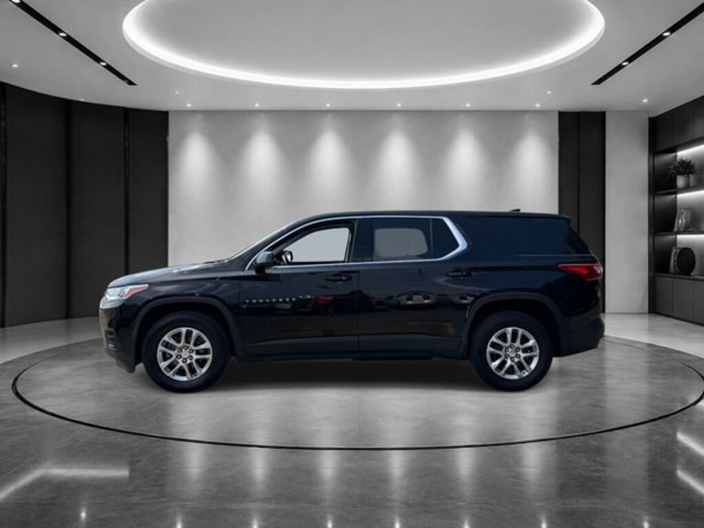 Used 2018 Chevrolet Traverse LS SUV