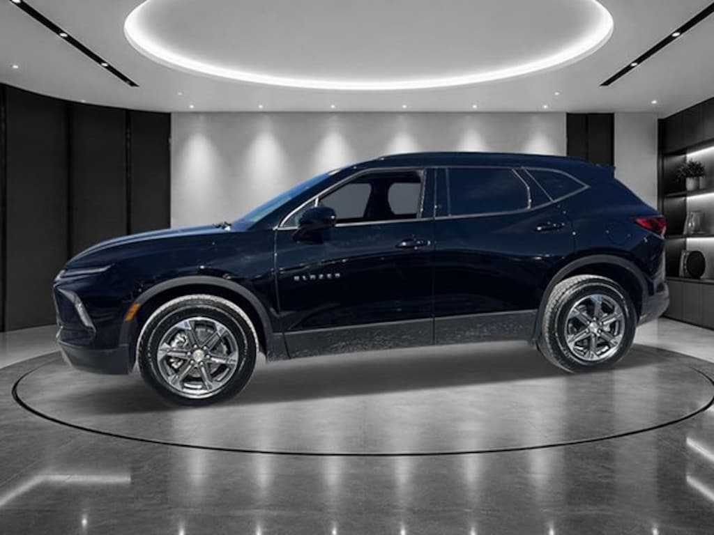 Used 2025 Chevrolet Blazer 2LT SUV