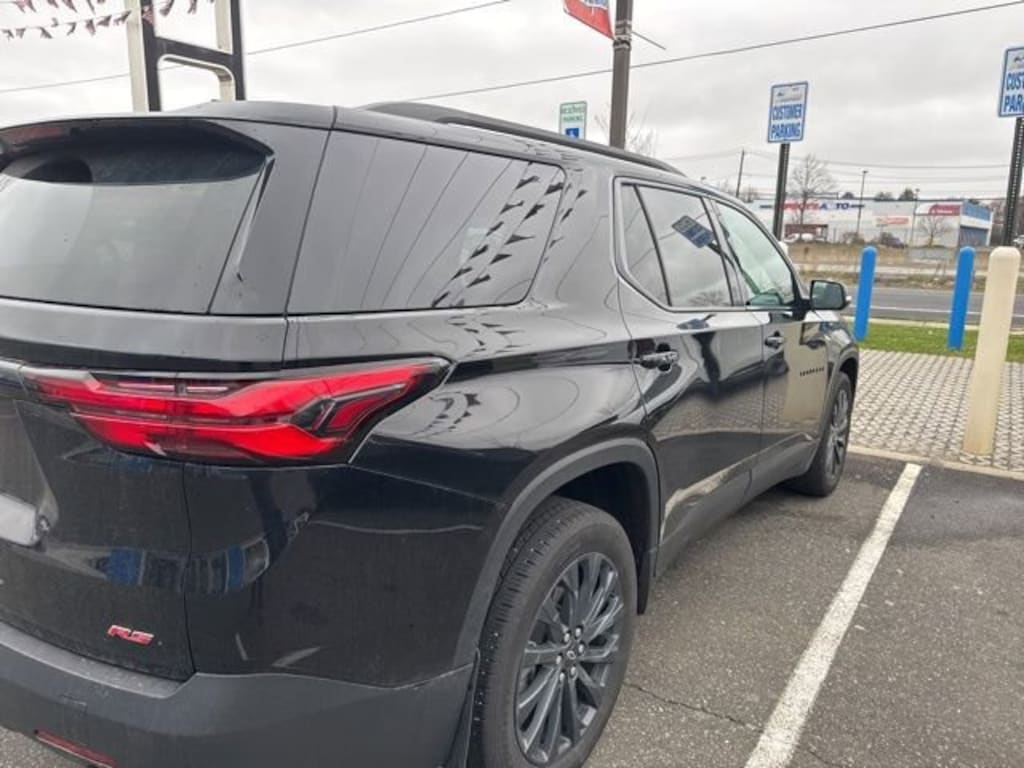 Certified 2023 Chevrolet Traverse RS SUV