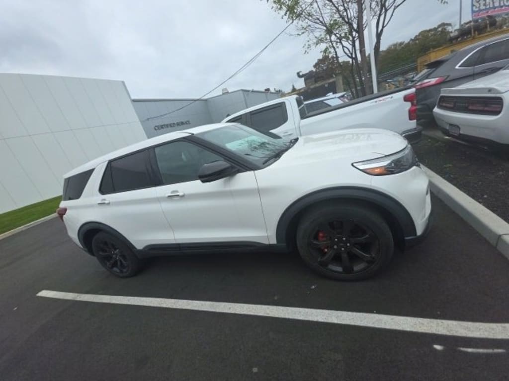Used 2022 Ford Explorer ST SUV