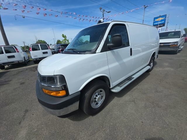 2024 Chevrolet Express 2500 Work Van HD's photo
