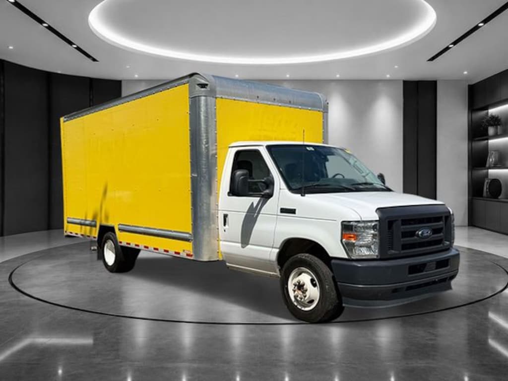 Used 2023 Ford E-Series Cutaway E-350