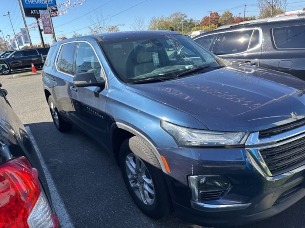 Certified 2023 Chevrolet Traverse LS SUV