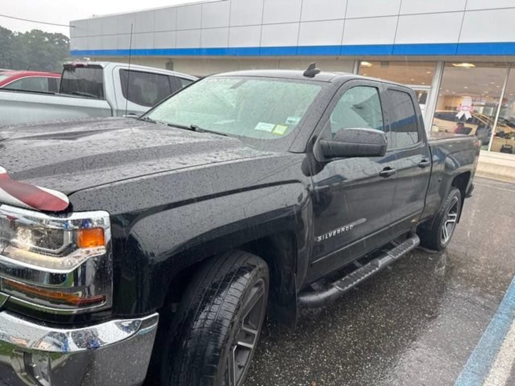 Used 2018 Chevrolet Silverado 1500 LT Truck