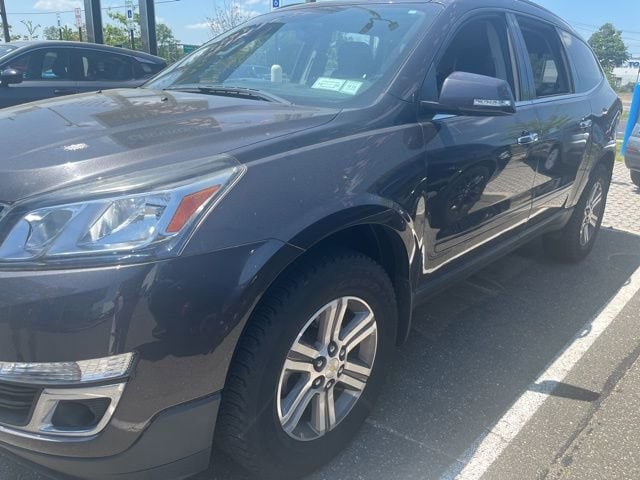 2017 Chevrolet Traverse 2LT FWD's photo