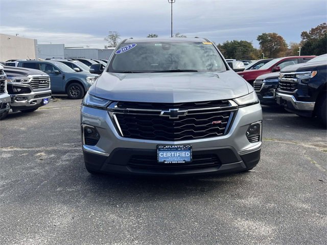 2023 Chevrolet Traverse RS photo 2