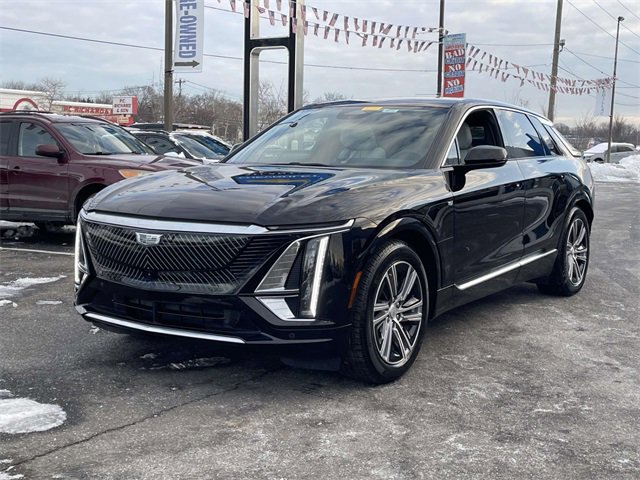 2024 Cadillac LYRIQ Luxury 1's photo
