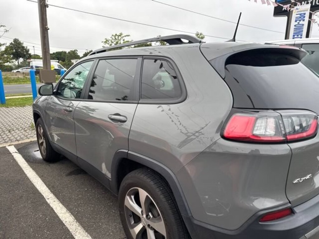 Used 2022 Jeep Cherokee Limited 4x4 SUV