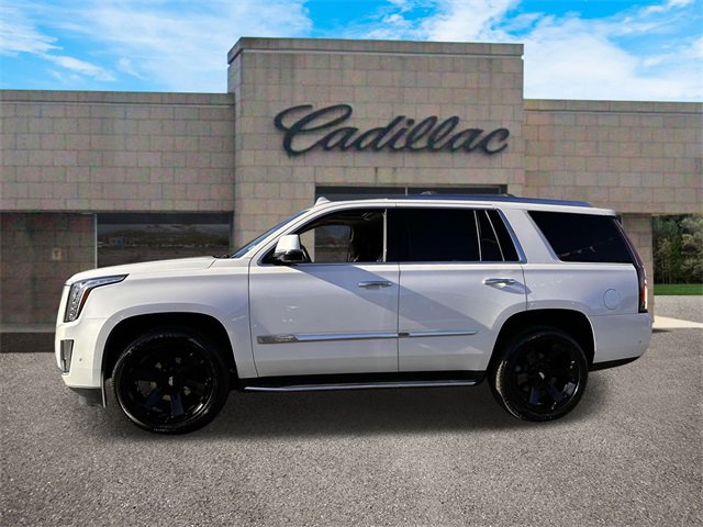 Certified 2019 Cadillac Escalade Luxury with VIN 1GYS4BKJ2KR355078 for sale in Hicksville, NY