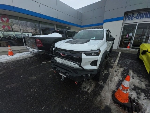 2024 Chevrolet Colorado Truck Crew Cab 