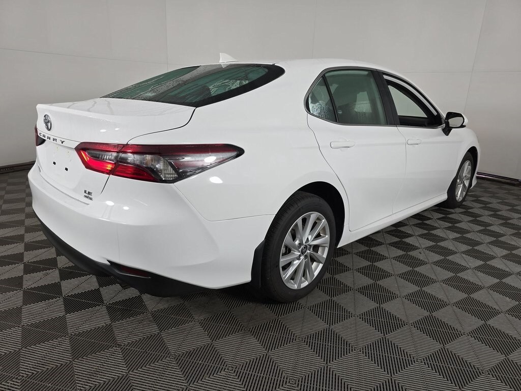 2024 Toyota Camry LE photo 2