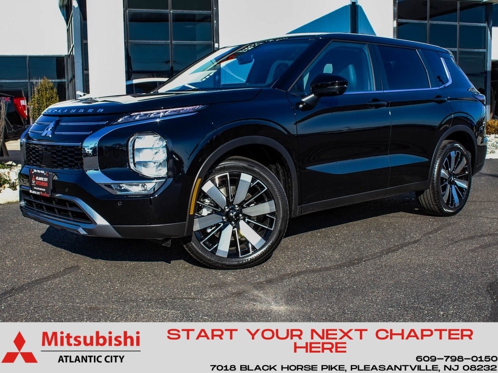 2026 Mitsubishi Outlander SE's photo