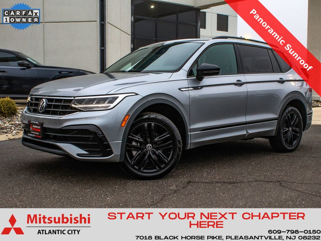 2022 Volkswagen Tiguan SE R-LINE BLACK