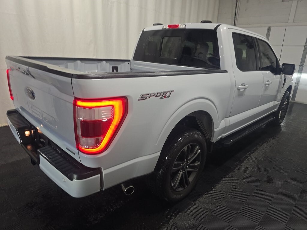 2022 Ford F-150 Lariat photo 2