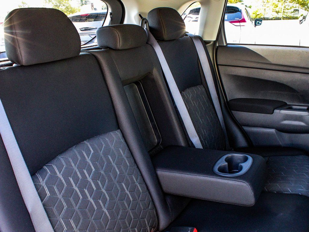 2025 Mitsubishi Outlander Sport ES - Photo 37