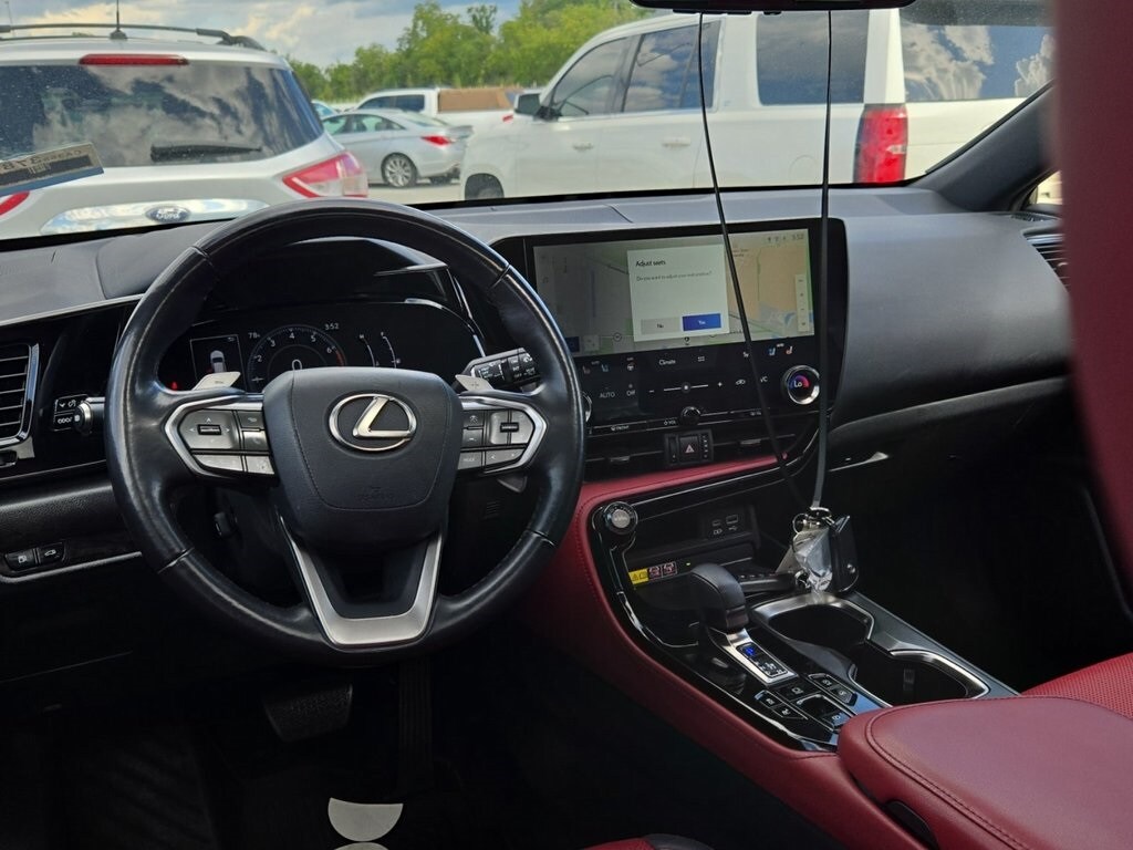 2022 Lexus NX 350 Premium photo 3
