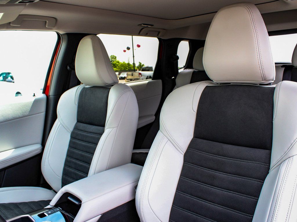 2025 Mitsubishi Outlander SE - Photo 32