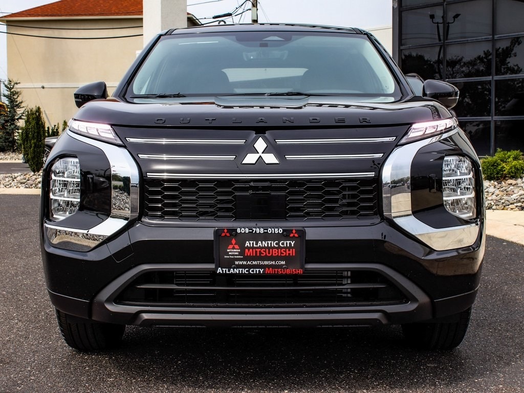 New 2025 Mitsubishi Outlander ES SUV