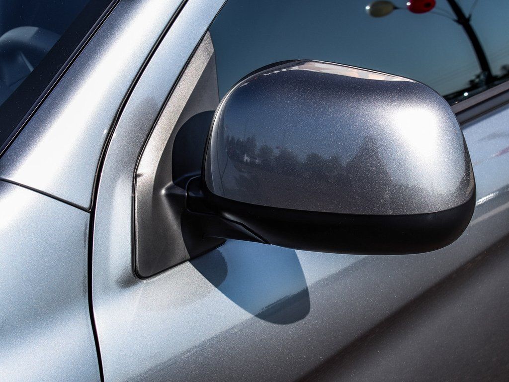 2025 Mitsubishi Outlander Sport ES - Photo 45