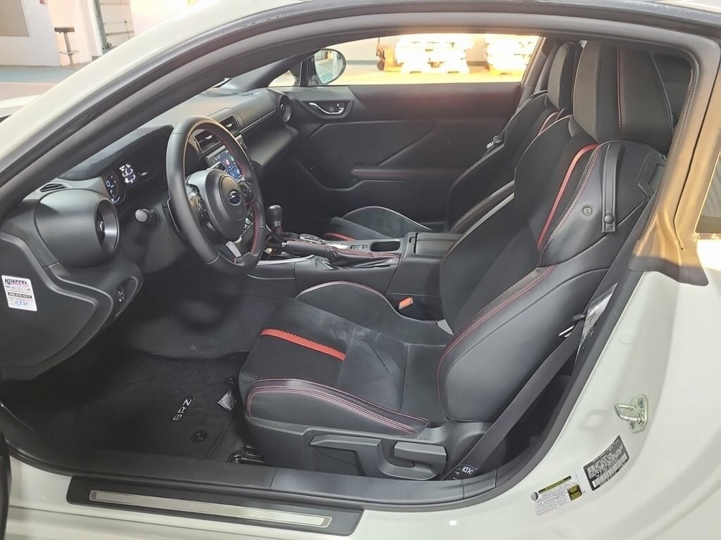 2023 Subaru BRZ Limited photo 4