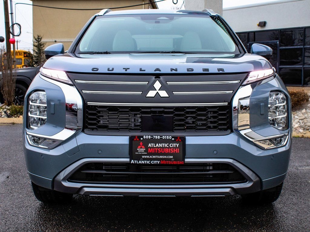New 2026 Mitsubishi Outlander SEL SUV