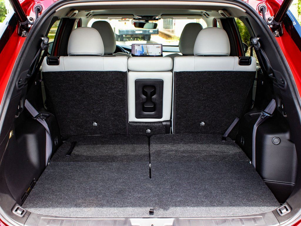2025 Mitsubishi Outlander SE - Photo 46