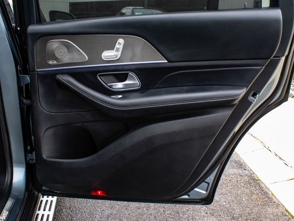 2022 Mercedes-Benz GLS GLS450 - Photo 13