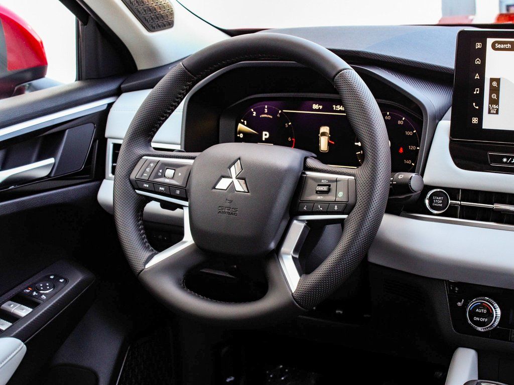 2025 Mitsubishi Outlander SE - Photo 25