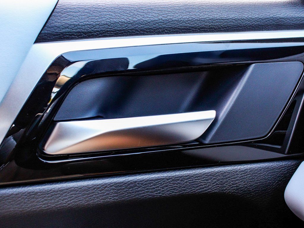 2025 Mitsubishi Outlander SE - Photo 9