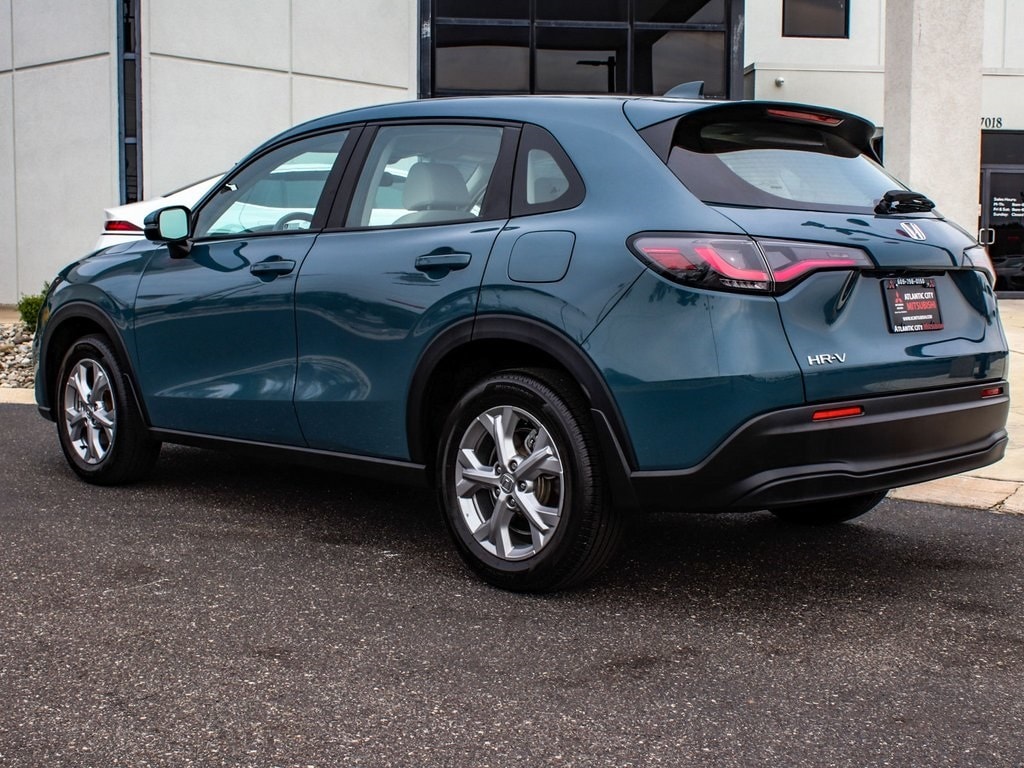 Used 2024 Honda HR-V LX SUV