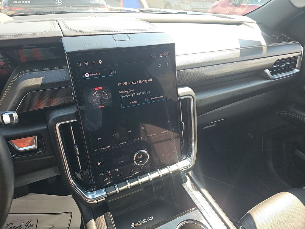 Used 2025 GMC Yukon Elevation SUV