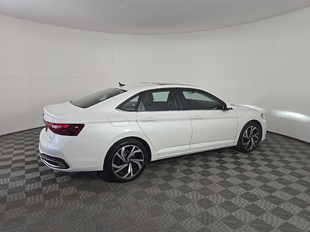 Used 2025 Volkswagen Jetta 1.5T SEL Sedan
